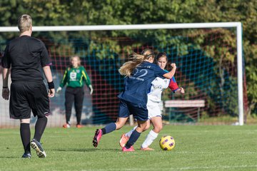 Bild 434 - B-Juniorinnen Krummesser SV - SV Henstedt Ulzburg : Ergebnis: 0:3